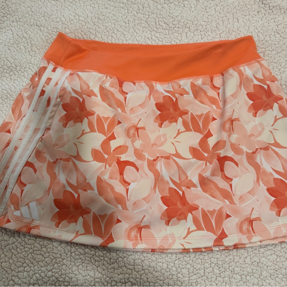 Adidas Women's Floral Orange Skort large. Golf/pickleball